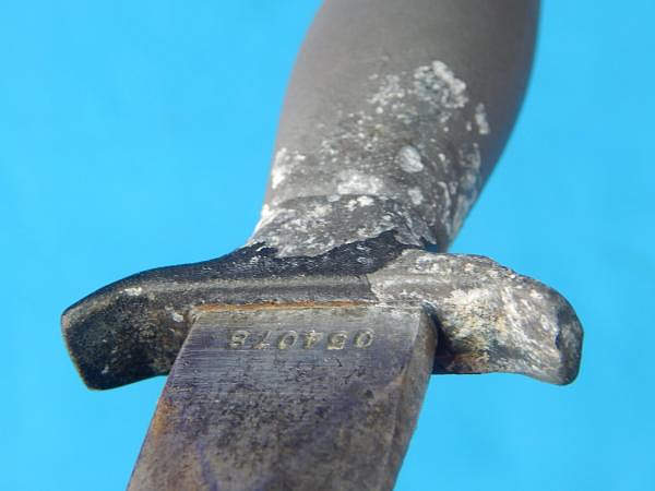 [Handle Damage Image]